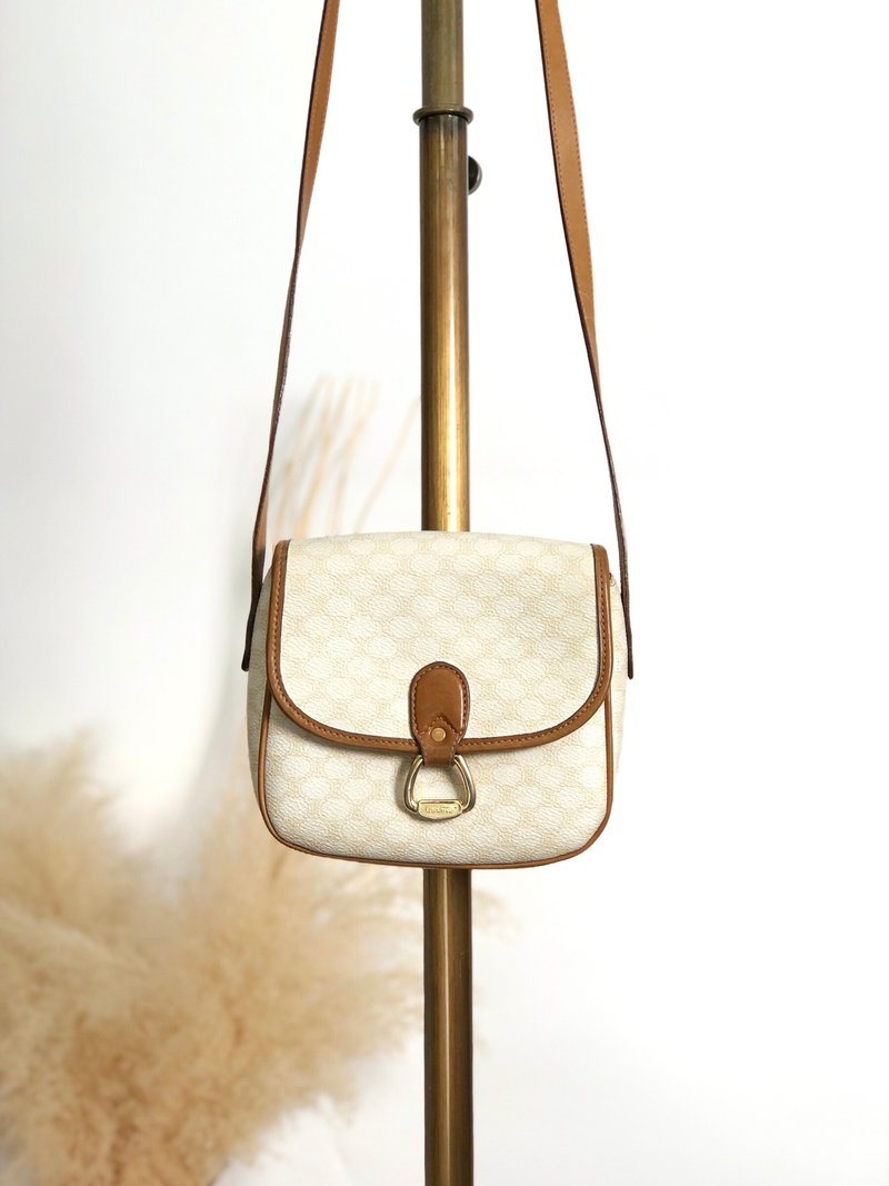【 日本直送　名牌中古包 】CELINE セリーヌ マカダム ショルダーバッグ ホワイト ホースビット PVC レザー ミニバッグ vintage ctjind - 側背包/斜背包 - 防水材質 白色