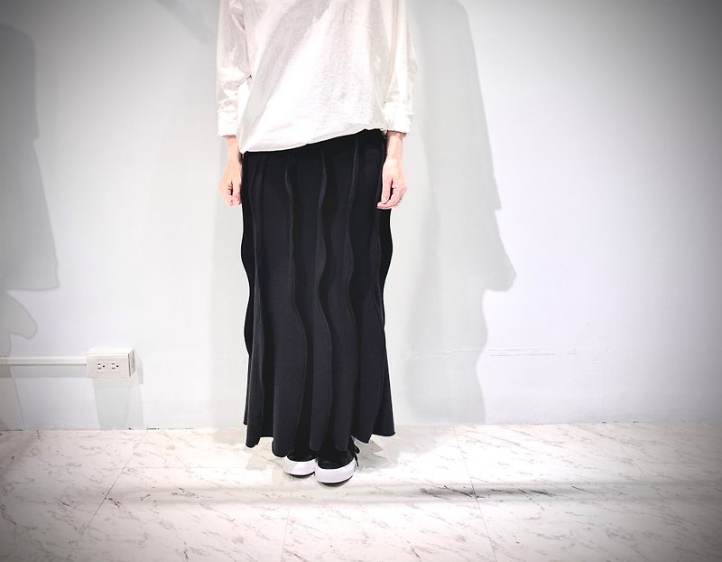 Mara skirt - 裙子/長裙 - 其他材質 