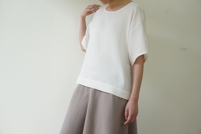 Harmony organic cotton fifth sleeve shirt - White - เสื้อผู้หญิง - ผ้าฝ้าย/ผ้าลินิน 