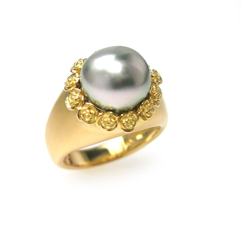 K18YG　南洋黒蝶真珠リング　タヒチアンパール　小さなバラ - 戒指 - 珍珠 