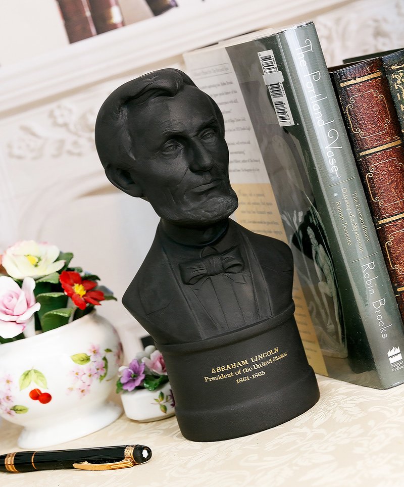 限量英國製Wedgwood玄武岩領袖林肯1971陶瓷雕像書房會議廳裝飾 - 裝飾/擺設  - 瓷 