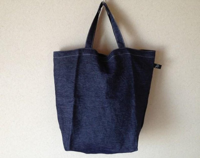 Denim linen tote bag (L) - กระเป๋าถือ - ผ้าฝ้าย/ผ้าลินิน สีน้ำเงิน