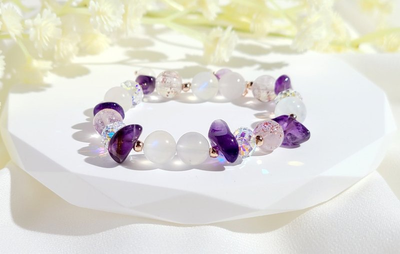 Sparkling and colorful Rose Gold-natural blue white moonstone/super seven gold strawberry crystal/amethyst bracelet - Bracelets - Crystal 