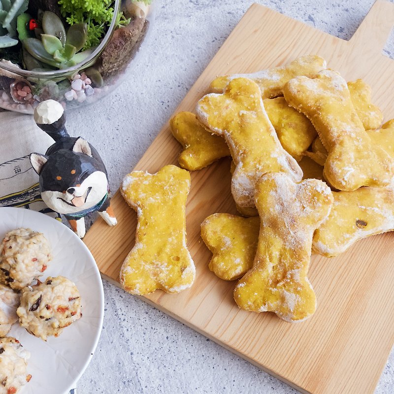 Hair Kid Series • A small snack pumpkin/ sweet potato chicken patties specially designed for dogs, 10 pieces - คุกกี้ - อาหารสด สีทอง