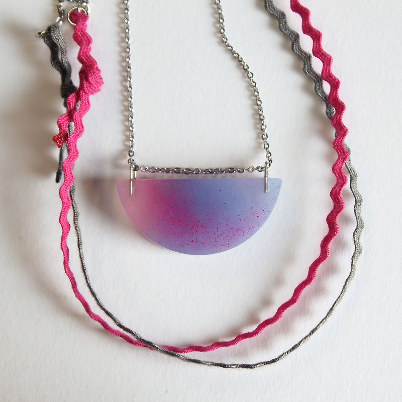 Resin Necklace / Before Sunrise