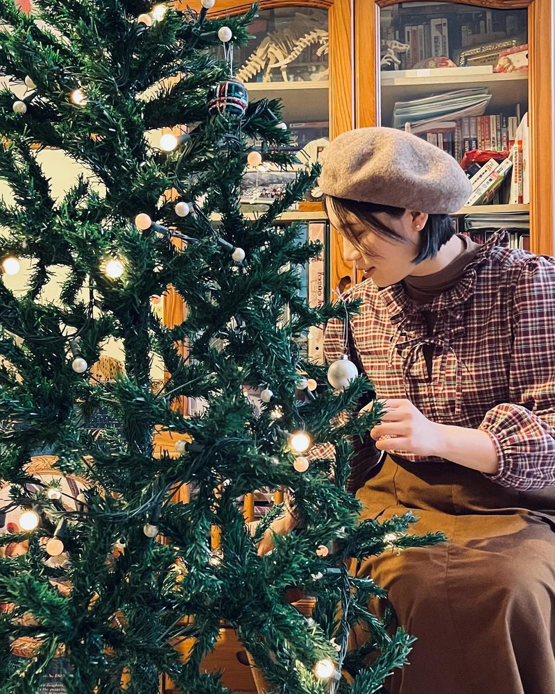 Merry Christmas 季節限定 - 雙結蓬袖上衣 - 女上衣/長袖上衣 - 棉．麻 紅色