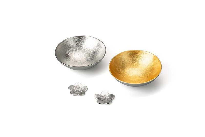 Perfect flower gift box - Small Plates & Saucers - Precious Metals Silver