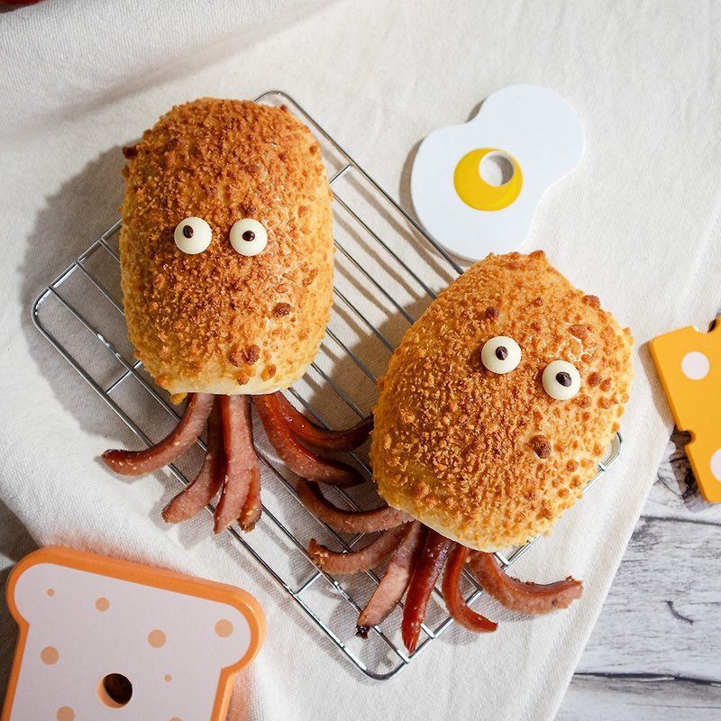 【Crack Pie】Octopus-shaped German Sausage Bread, 2 pieces - Bread - Fresh Ingredients 