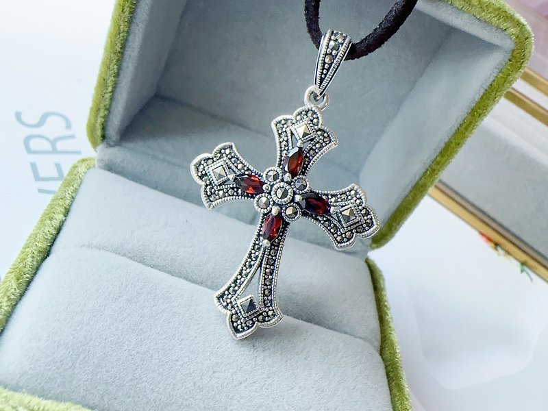 Natural Stone cross necklace sterling silver pendant Maxai personalized fashion design - สร้อยคอ - เงินแท้ 