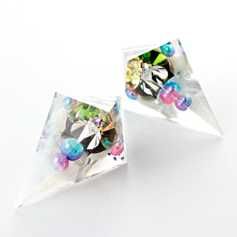 Sharp pyramid earrings (SHOOTIN 'STAR) - Earrings & Clip-ons - Other Materials Multicolor