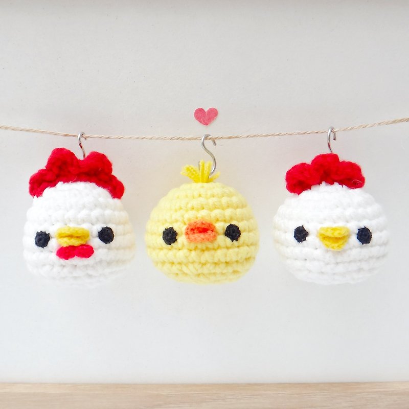 Yarn knitting/chicken family/key ring - ที่ห้อยกุญแจ - ไฟเบอร์อื่นๆ สีเหลือง