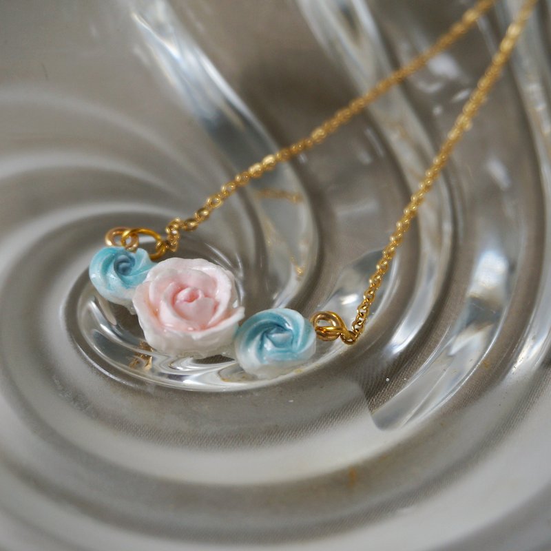 =Flower Piping= AmaHana Necklace Blue&Pink - สร้อยคอ - ดินเหนียว สีน้ำเงิน