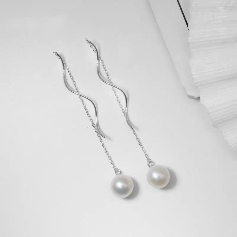 Premium sense pearl tassel earrings/earrings/earrings hypoallergenic ear line - Earrings & Clip-ons - Pearl White