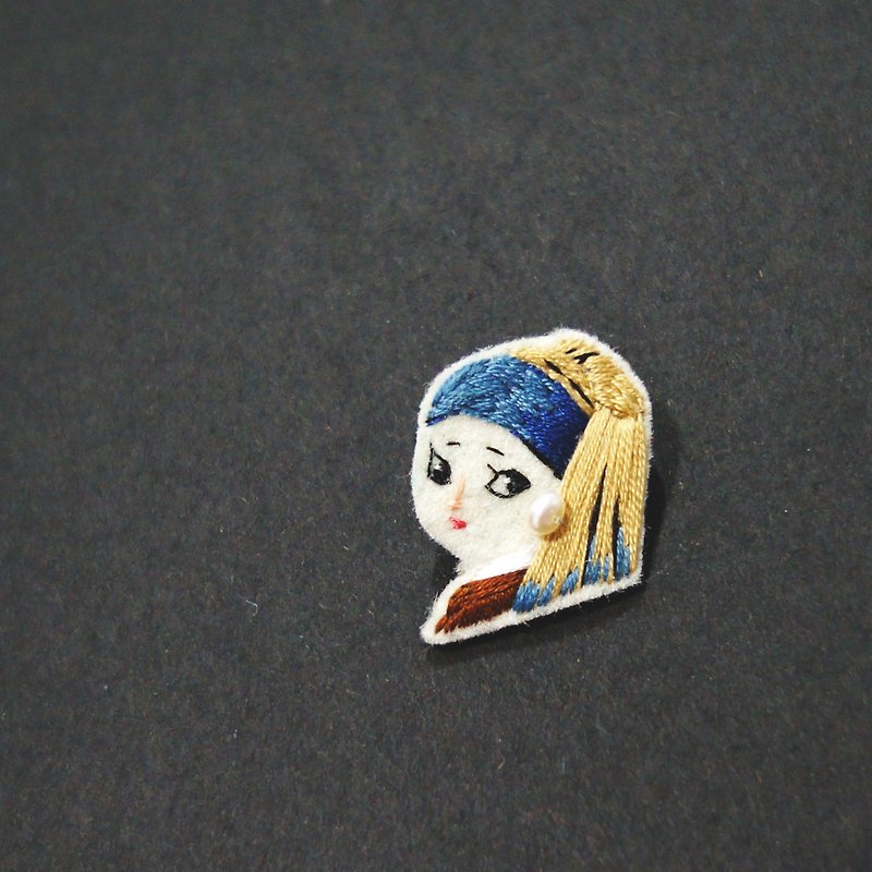 Pine Nut Portrait Girl with Pearl Earrings Hand Embroidered Pin - เข็มกลัด - งานปัก หลากหลายสี