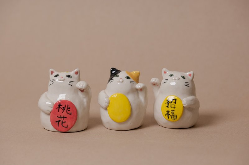 Lucky Cat can be used as a whiteboard/write your own text/shipped randomly - Stuffed Dolls & Figurines - Pottery Orange