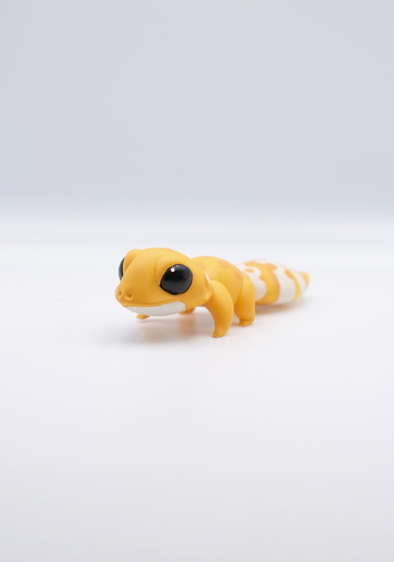 Yellow Handmade Gecko - ตุ๊กตา - เรซิน สีเหลือง