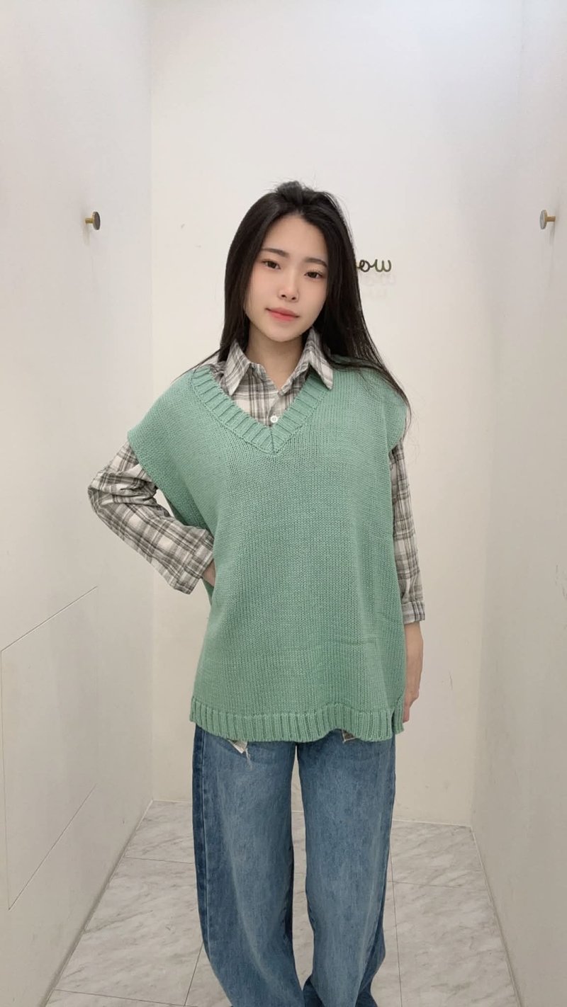 VENUSMIT V領背心 - 背心/無袖上衣 - 其他材質 