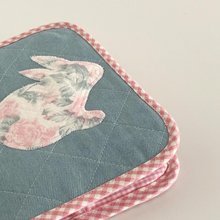 まゆら②ブックカバー 楽天市場】亥之吉 文庫本カバー 「 つたかずら 」 蔦葛 紺 紅紫