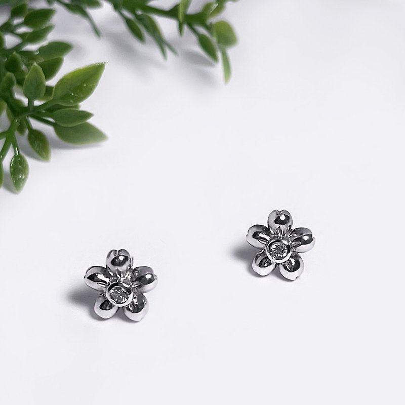 Like cherry blossom petals in full bloom  silver earrings - Earrings & Clip-ons - Sterling Silver Silver