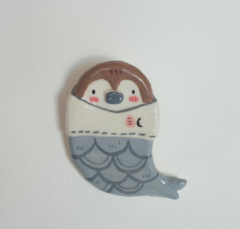 Penguin polymer clay brooch - Brooches - Other Materials Gray
