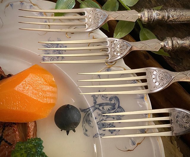 ドイツ第二帝政時代 - 装飾的なスターリングシルバー800ハンドル