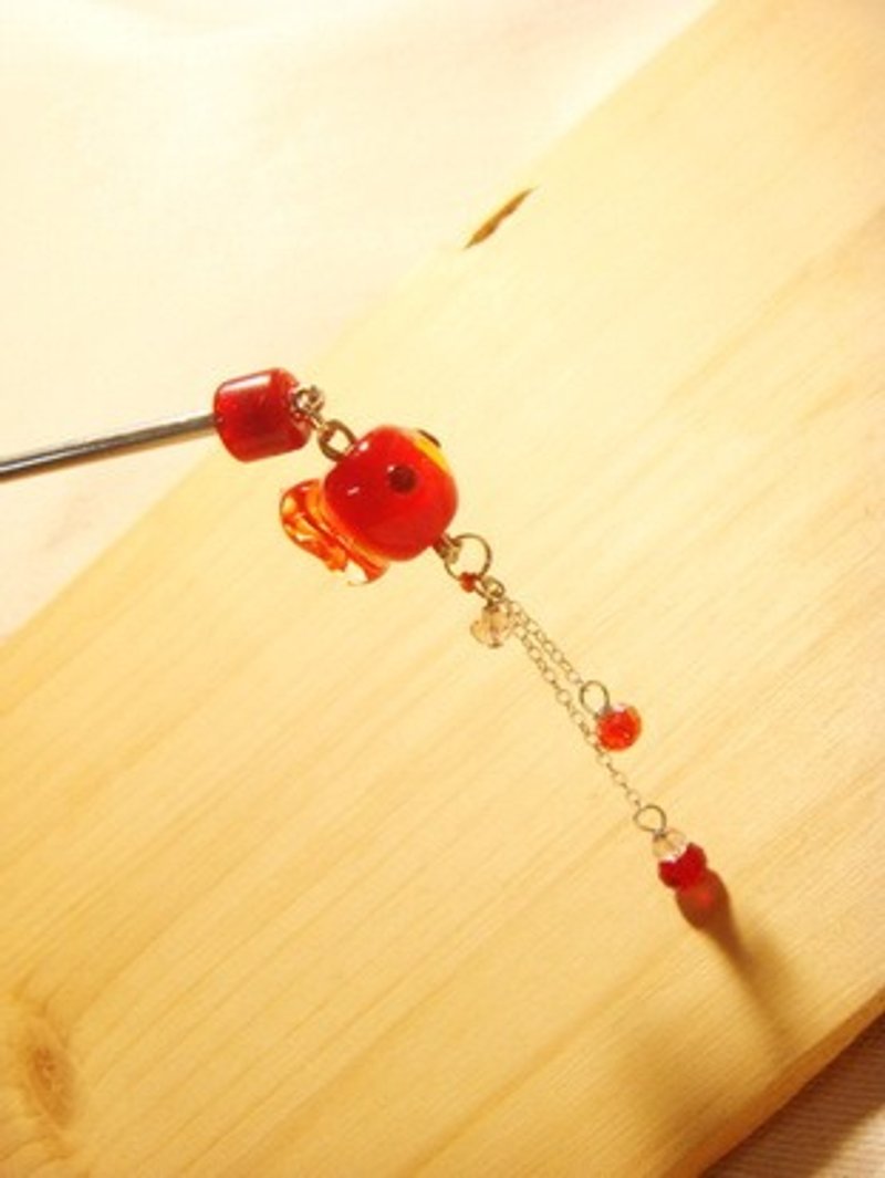 柚子林手工琉璃  - 自由悠遊小金魚(紅) - 髮簪 - 髮夾/髮飾 - 玻璃 紅色