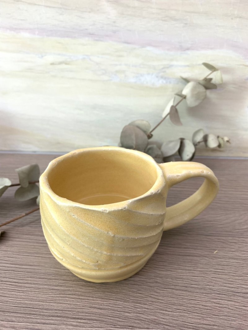 Beige-line cup (rough) - แก้วมัค/แก้วกาแฟ - ดินเผา สีส้ม