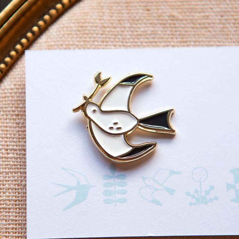 Bird Pin Badge - OURS Nordic Series - by Hank - Brooches - Other Metals White