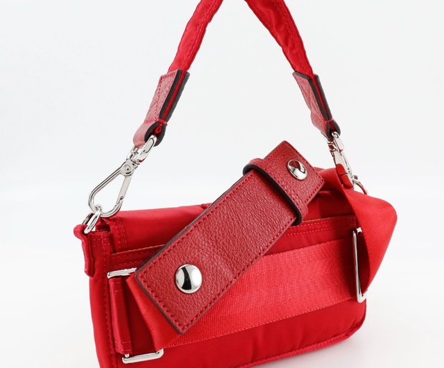 【極美品】フェンディ×ポーター マンマバケット ショルダーバッグ ナイロン 赤 日本直送】フェンディ FENDI マンマバケット ポーターコラボ