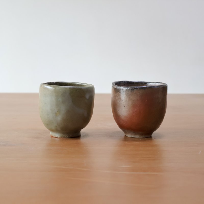 手捏柴燒陶茶杯 - 茶壺/茶杯/茶具 - 陶 綠色