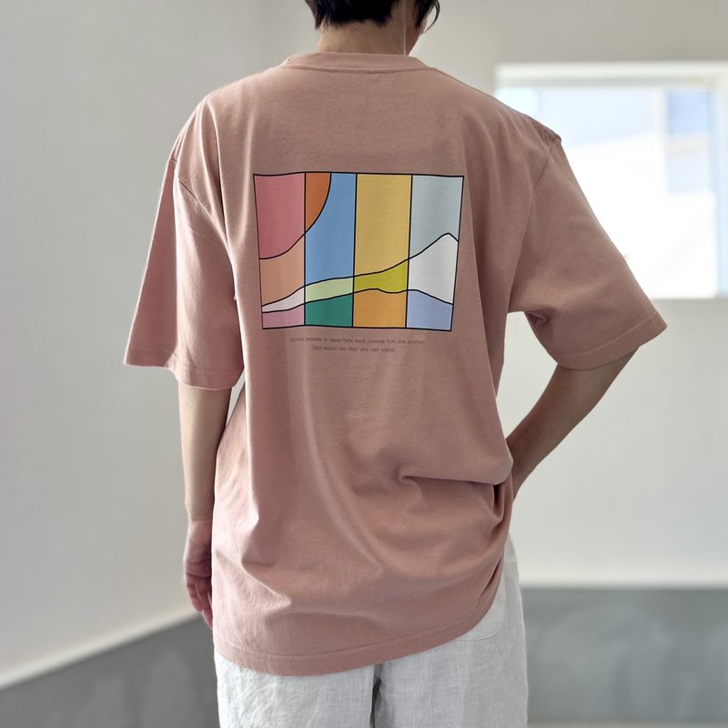 2025新作【ユニセックス】four seasonsバックプリント ビッグシルエットTシャツ 5色展開【ダスティピンク】 - 女 T 恤 - 棉．麻 粉紅色