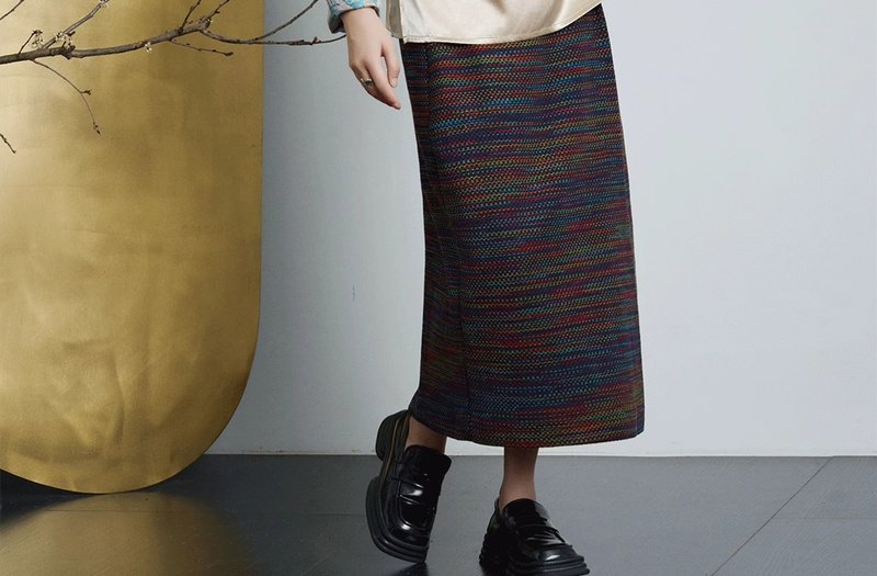 Rainbow New Chinese Retro Tibetan Oil Painting Style Knitted Skirt - กระโปรง - วัสดุอื่นๆ หลากหลายสี