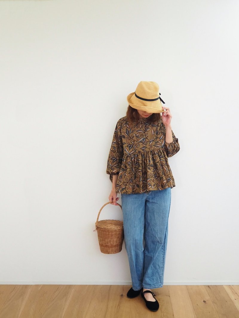 Cotton linen batik print gather blouse CAMEL - Women's Tops - Cotton & Hemp Brown