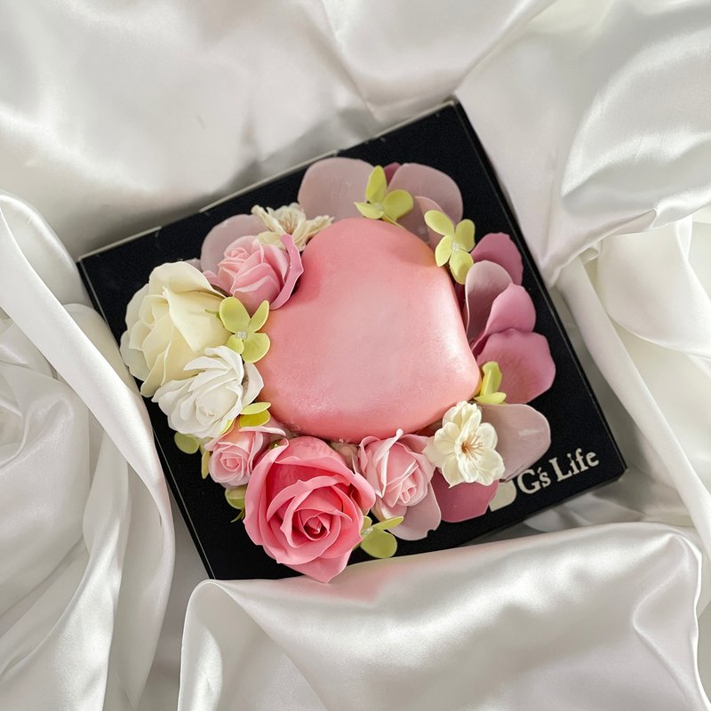 Full of Romance - Pink Cake Soap Gift Box - Soap - Plants & Flowers Pink