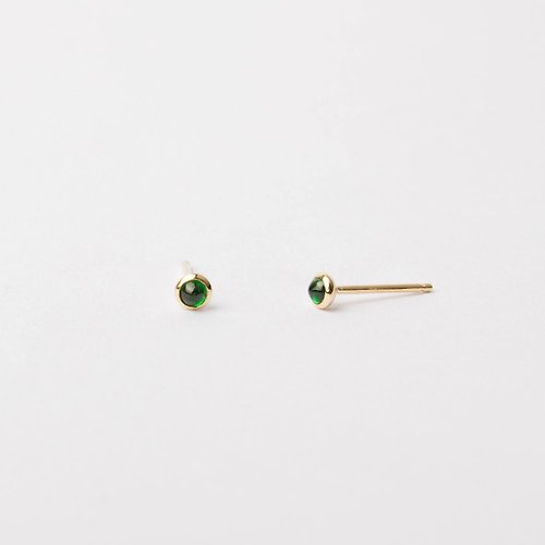 Joyce Wu Handmade Jewelry 迷你天然沙弗萊石包鑲 純 14K 金耳環 祖母綠色新興綠寶石 2.5mm