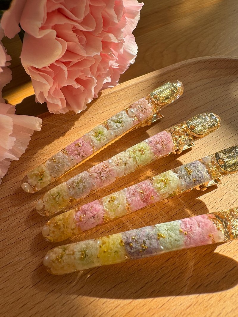【Spring is coming】Colorful baby's breath hair clip - Hair Accessories - Rubber Multicolor