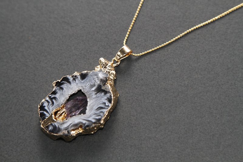 【水晶系列】純設計 鎏金瑪瑙鑲紫晶墜飾+鍍厚金項鍊