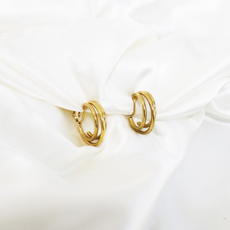 Simple European and American style hoop earrings - Earrings & Clip-ons - Copper & Brass Gold