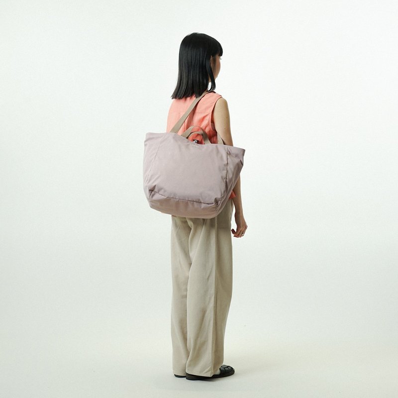 JAKE (Eco Edition) Double-sided 2-way Tote, Large (Misty Lilac/Cloudy Gray) - กระเป๋าถือ - เส้นใยสังเคราะห์ สีเทา