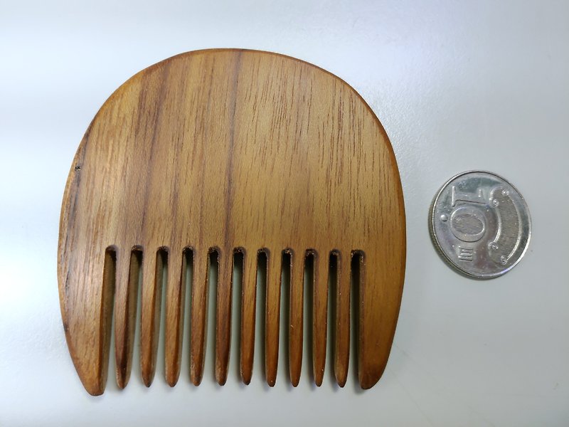 ~Taiwan Teak Handmade Comb~Sister Head Small Wooden Comb (M) - อื่นๆ - ไม้ 