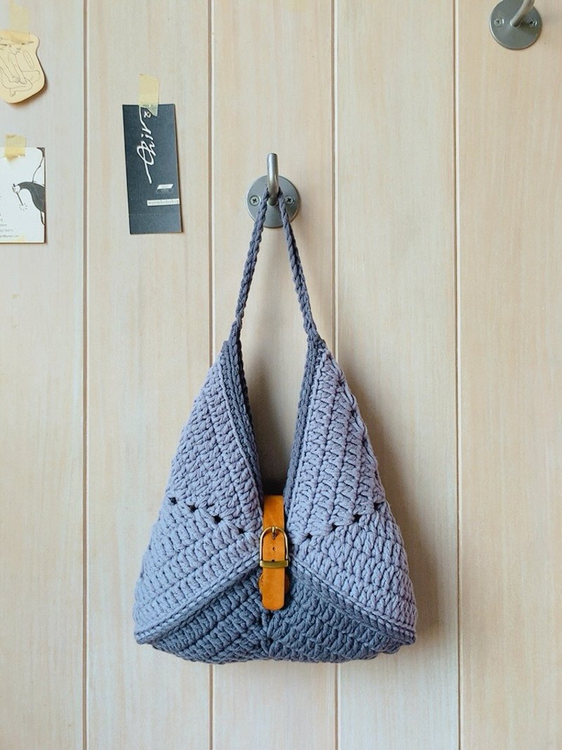3角粽窗花拼接編織手提袋 科技灰 - 手提包/手提袋 - 棉．麻 灰色