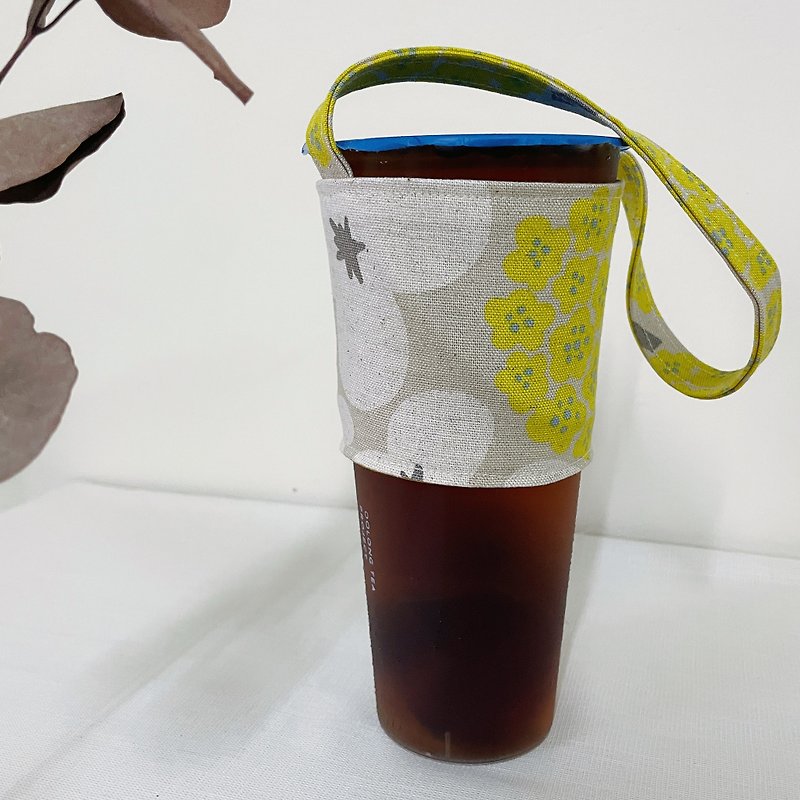 Beverage bags, cup sleeves, cup bags, eco-friendly cups, hand shakes, coffee - ถุงใส่กระติกนำ้ - ผ้าฝ้าย/ผ้าลินิน สีเหลือง