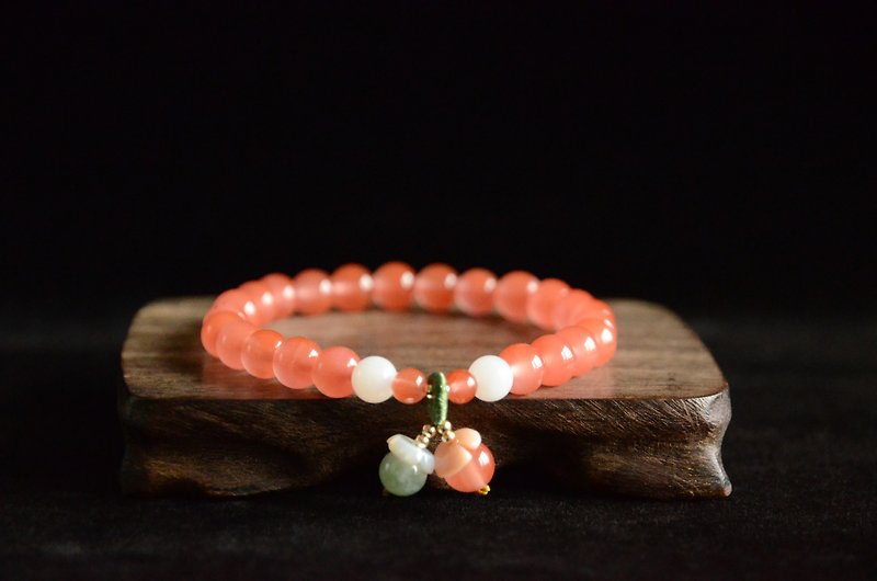 Customized [Peace Fruit] [One Flower and One Leaf] South Red Agate Cherry Red Fresh and Lovely Bracelet - Bracelets - Semi-Precious Stones Red