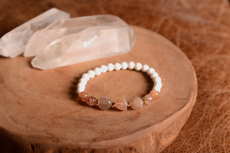 【神山晶礦】太陽膠花硨磲手串 /太陽石/玉髓/硨磲 - 手鍊/手環 - 水晶 橘色