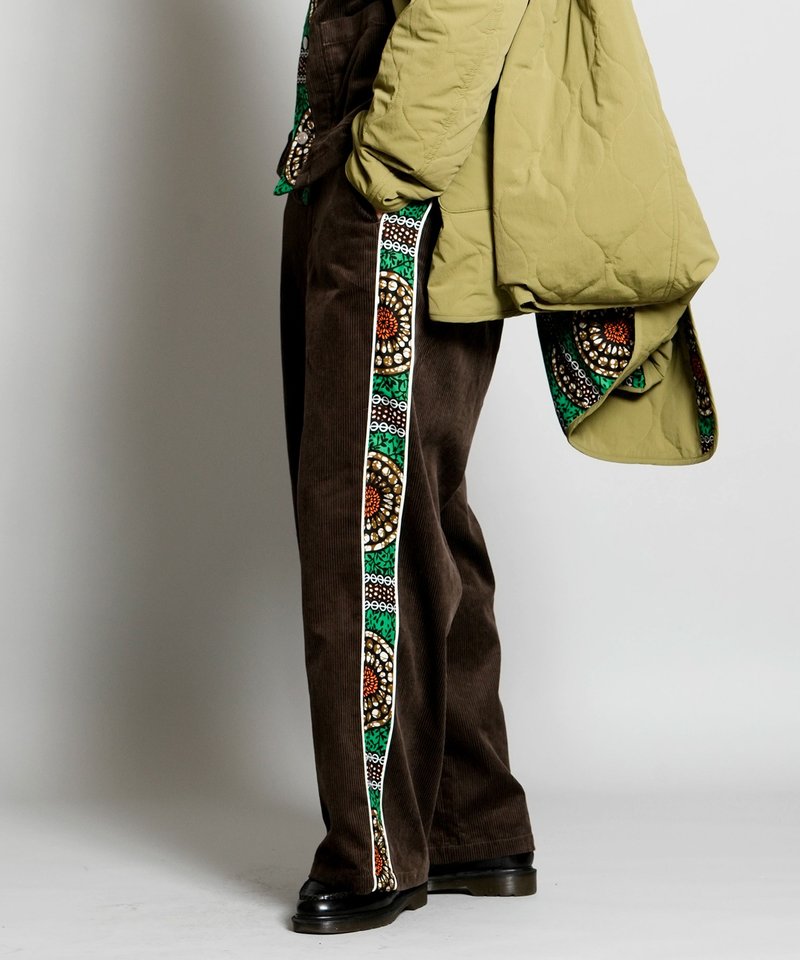 CORDUROY SIDE LINE PANTS【BROWN×SPARKLE RING】 - 中性長褲/短褲 - 棉．麻 咖啡色