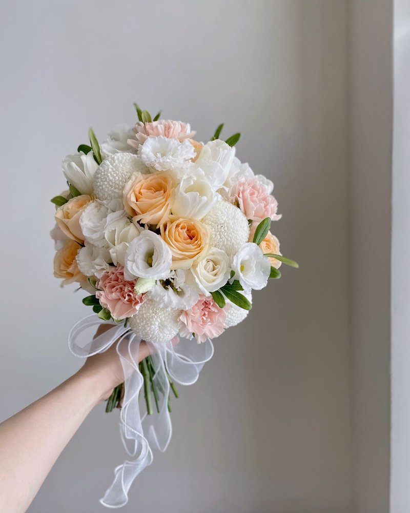【鮮花】香檳白粉色圓形鮮花捧花 - 其他 - 植物．花 橘色