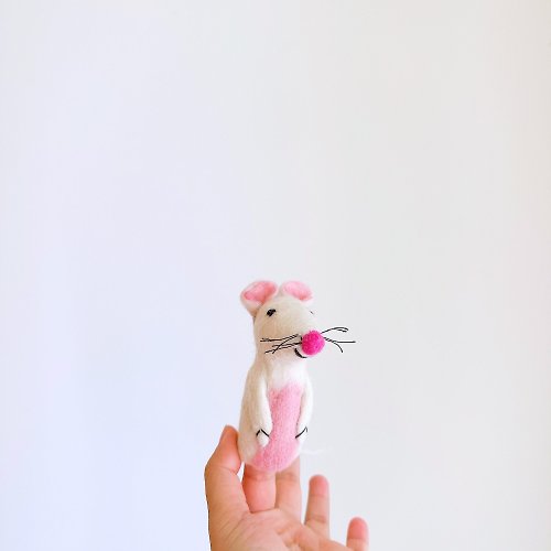 安選物羊毛氈 Ganapati Crafts Co. 羊毛氈手指偶 - 紅鼻白老鼠
