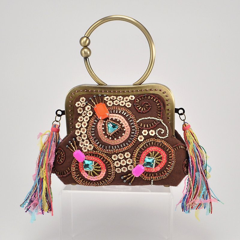 statement  and sparkle brown frame purse , metal handle bag, brown bag, 1