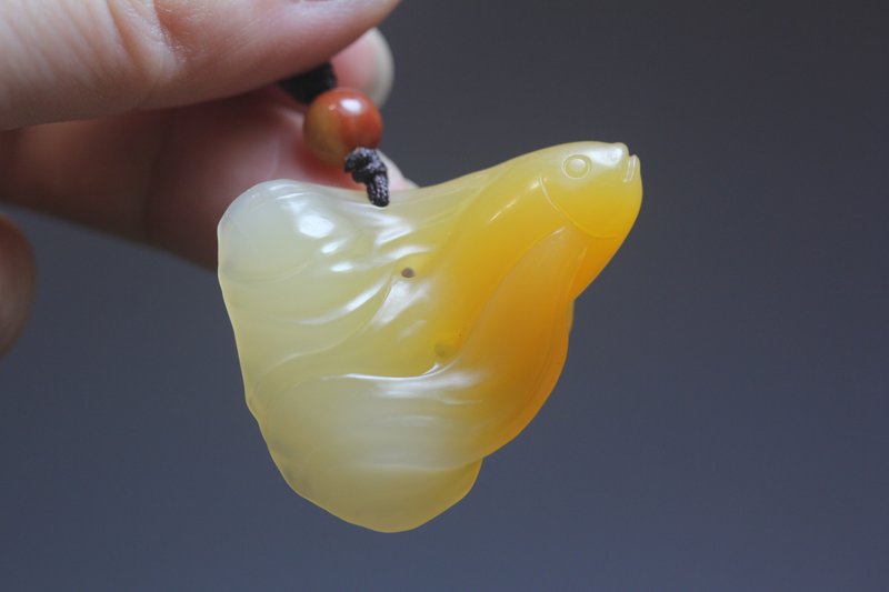 【年年有魚】天然イエローロンジェイドペンダント｜ベタネックレス｜年年有魚ジェイドペンダント - ネックレス - 翡翠 イエロー