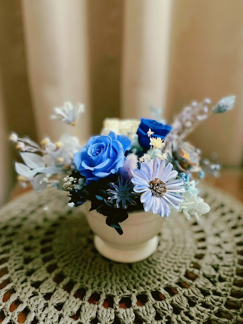 【花訴花藝】海洋藍永生小花禮/開幕花禮/升遷花禮/祝賀花禮 - 乾燥花/永生花 - 植物．花 多色